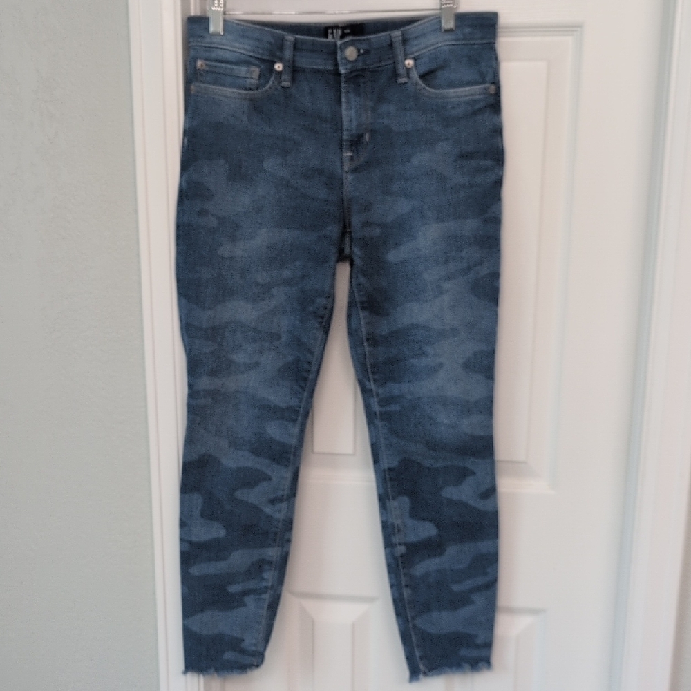GAP Women's Legging Skimmer Ankle Jeans in Blue Camouflage